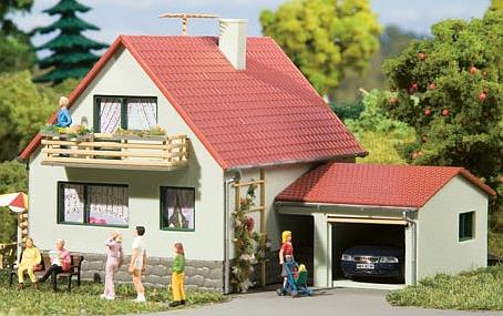 Modelová železnice - H0/TT Stavebnice - dům s garáží