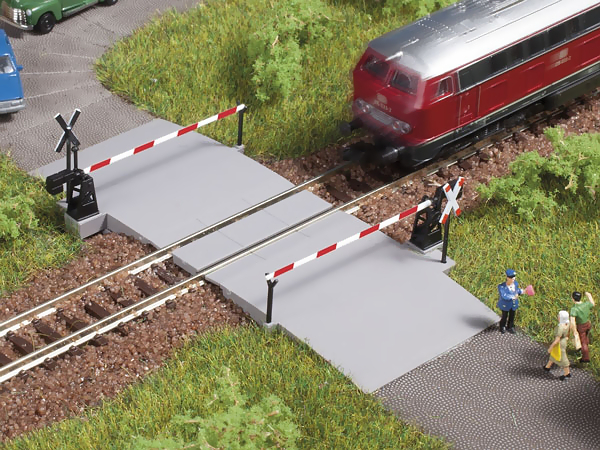 Modelová železnice - N Železniční přejezd přímý/obloukový ruční