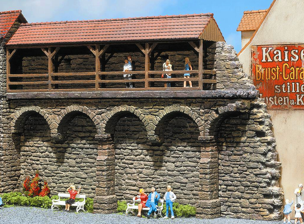 Modelová železnice - H0 Stavebnice - staré město - zeď