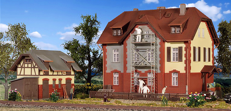 Modelová železnice - H0 Stavebnice - železničářský dům s vedlejší budovou