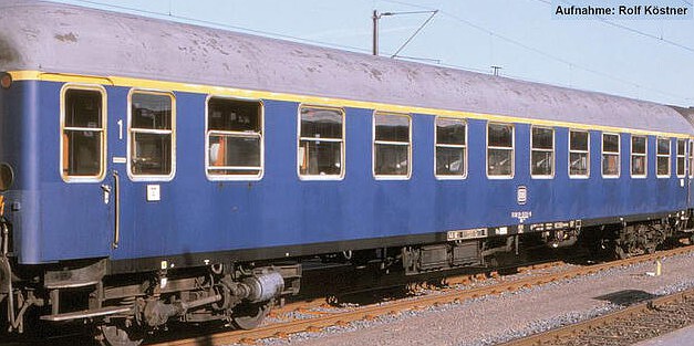 Modelová železnice - H0 Rychlíkový vůz Am202 1.tř., DB, Ep.IV