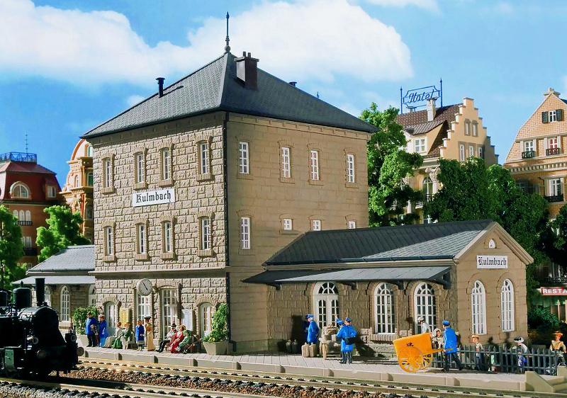 Modelová železnice - H0 Stavebnice - nádraží "Kulmbach"