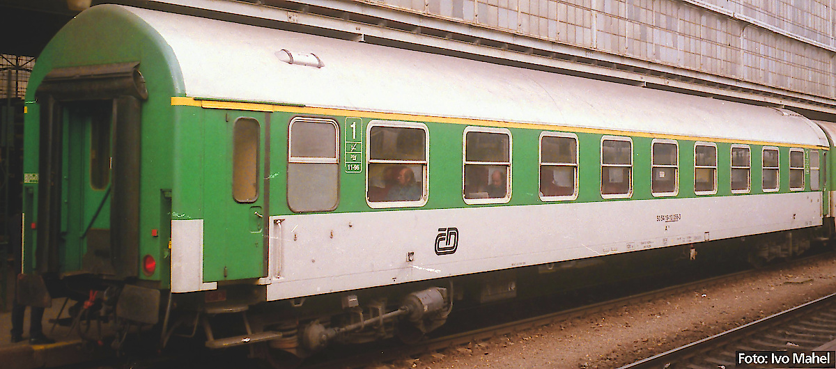 Modelová železnice - H0 Rychlíkový vůz Y 1.tř., ČD, Ep.V