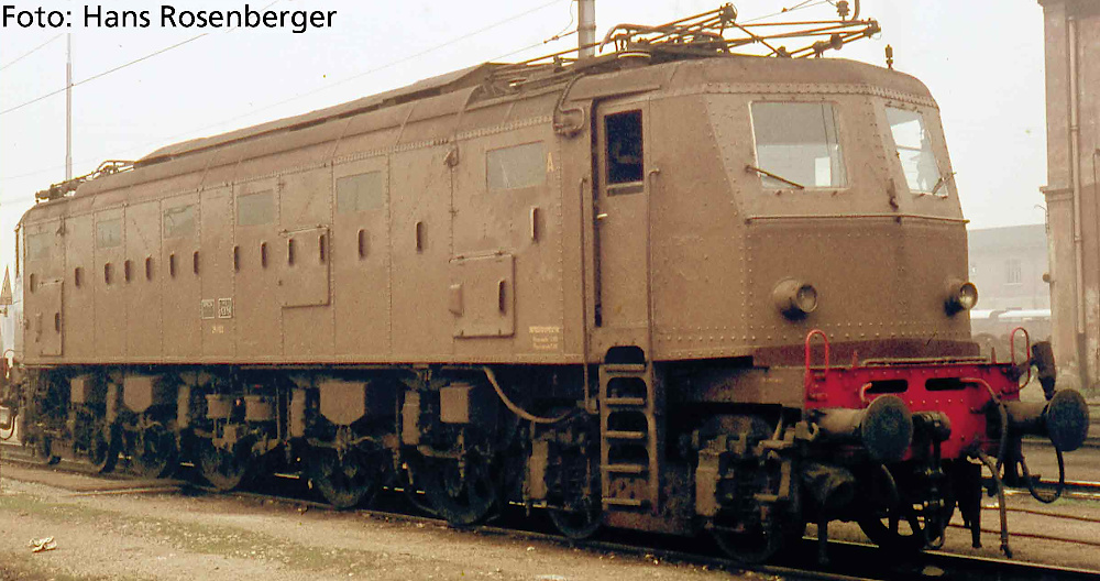 Modelová železnice - H0 Elektrická lokomotiva E.42, FS, Ep.III